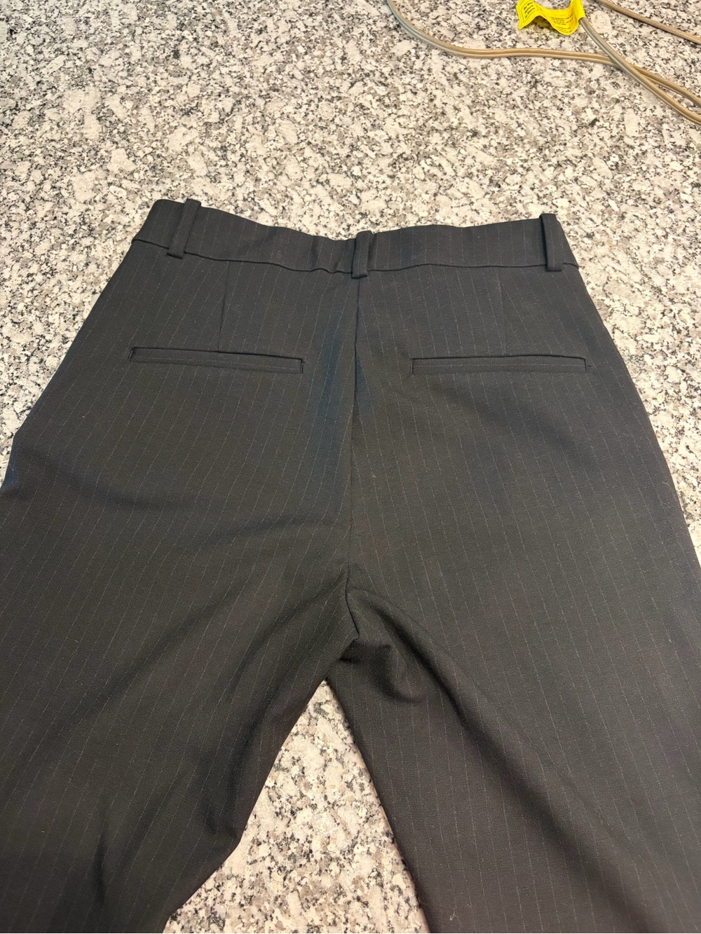 H&M Women's Black Pinstripe Cropped Dress Pants - Picture 2 of 3